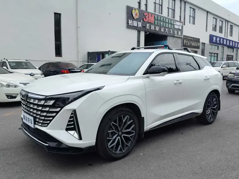 Changan Uni-Z Changan UNI-Z 1.5T DCT Premium 2025 — photo 1, buy with delivery to Moscow