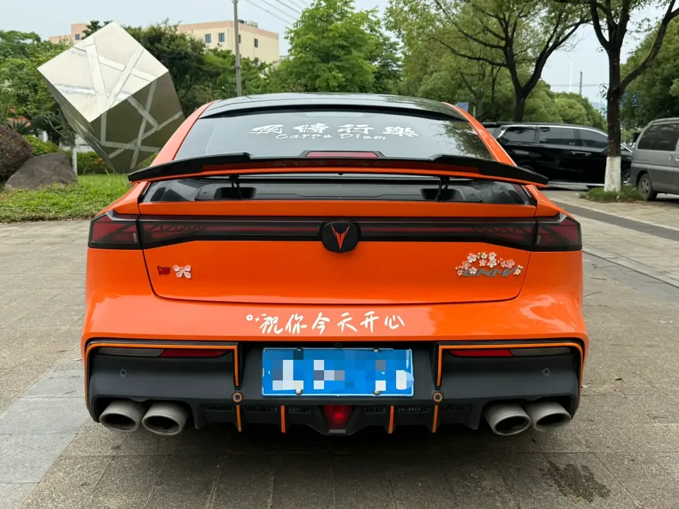 Changan UNI-V 1.5T Smart Pilot Edition 2024 — миниатюра 2