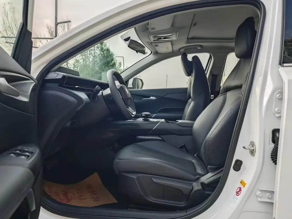 Changan Escape Escape 1.5T DCT 500Bar Premium 2025 — thumbnail 5