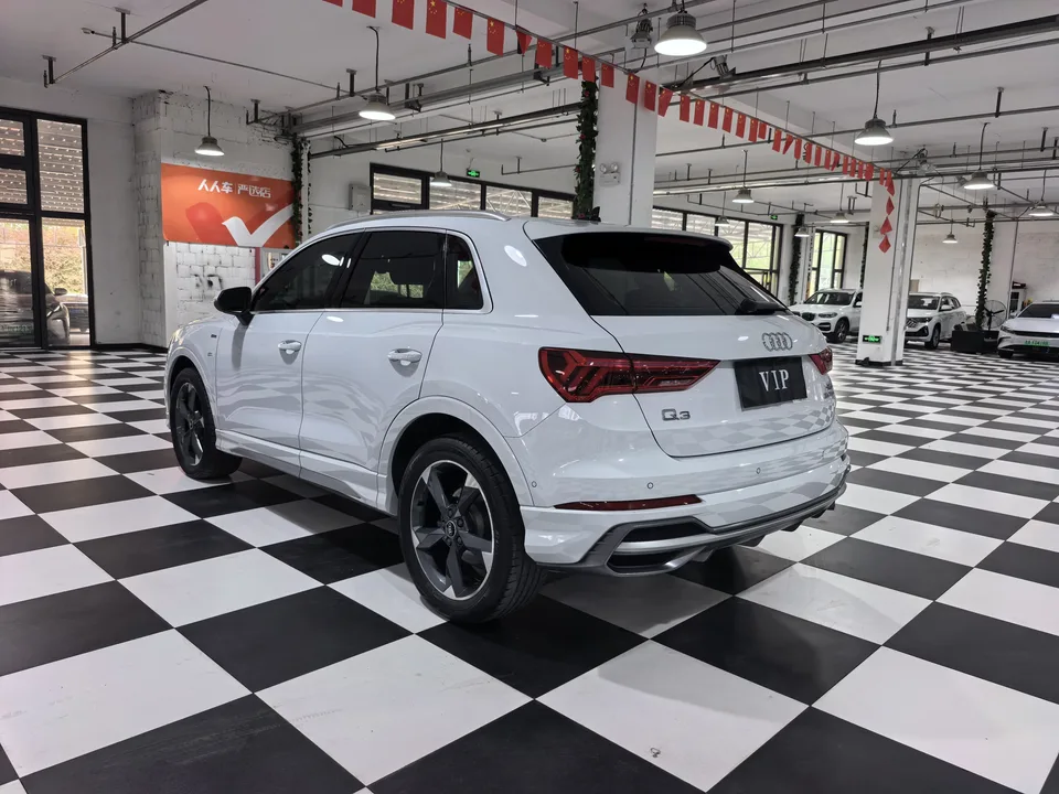 Audi Q3 Q3 Audi Q3 2023 35 TFSI Fashionable and Dynamic 2023 — thumbnail 2