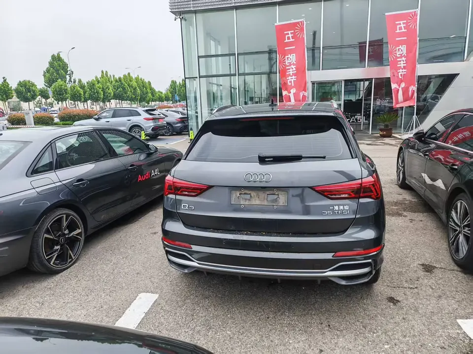 Audi Q3 Audi Q3 35 TFSI Stylish Dynamic 2022 — thumbnail 2