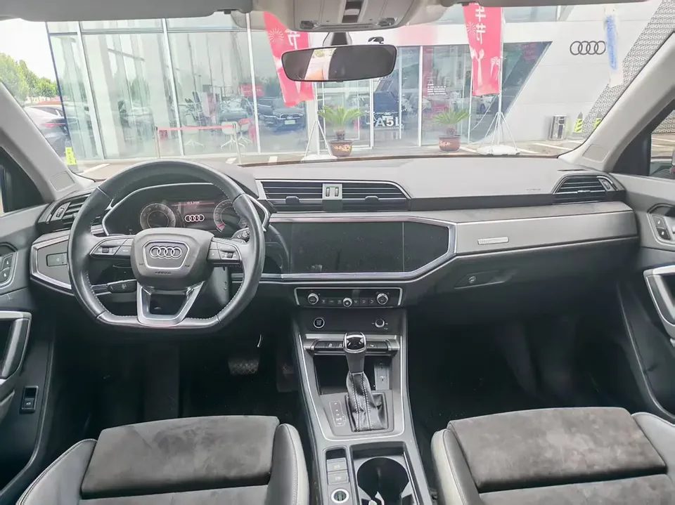 Audi Q3 Audi Q3 35 TFSI Stylish Dynamic 2022 — thumbnail 5