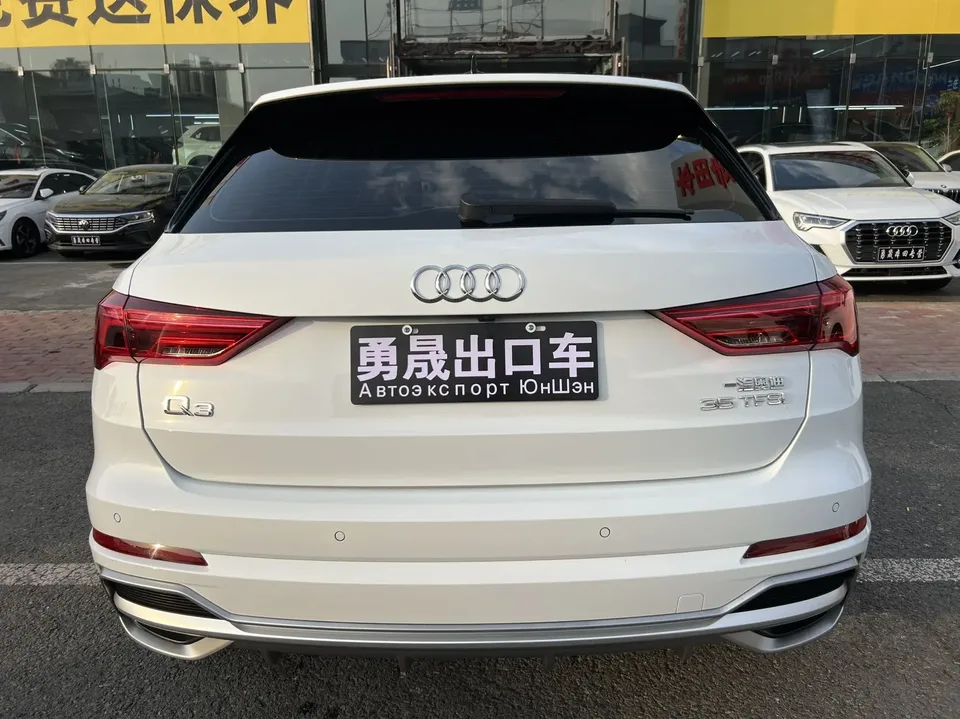 Audi Q3 Audi Q3 35 TFSI Stylish Dynamic 2022 — thumbnail 2