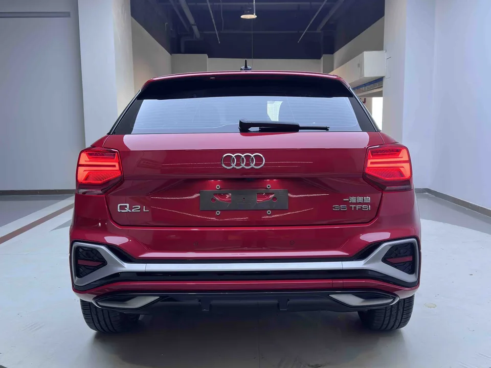 Audi Q2L Q2L Audi Q2L 2022 35 TFSI Fashion Dynamic Edition 2022 — миниатюра 2