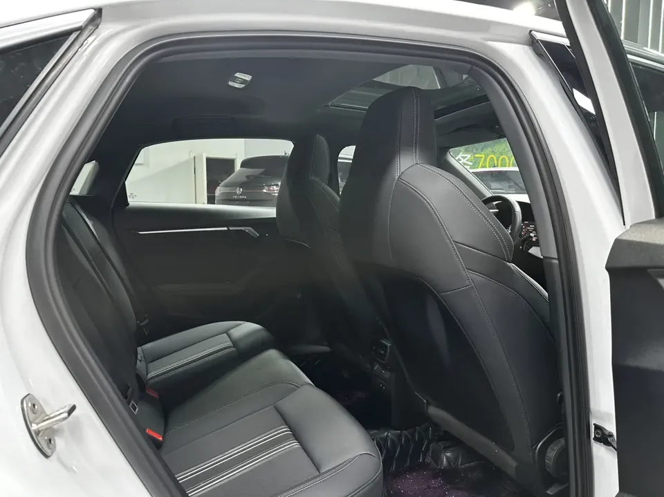 Audi A3 A3L Limousine 35 TFSI Fashion Sports 2022 — миниатюра 3