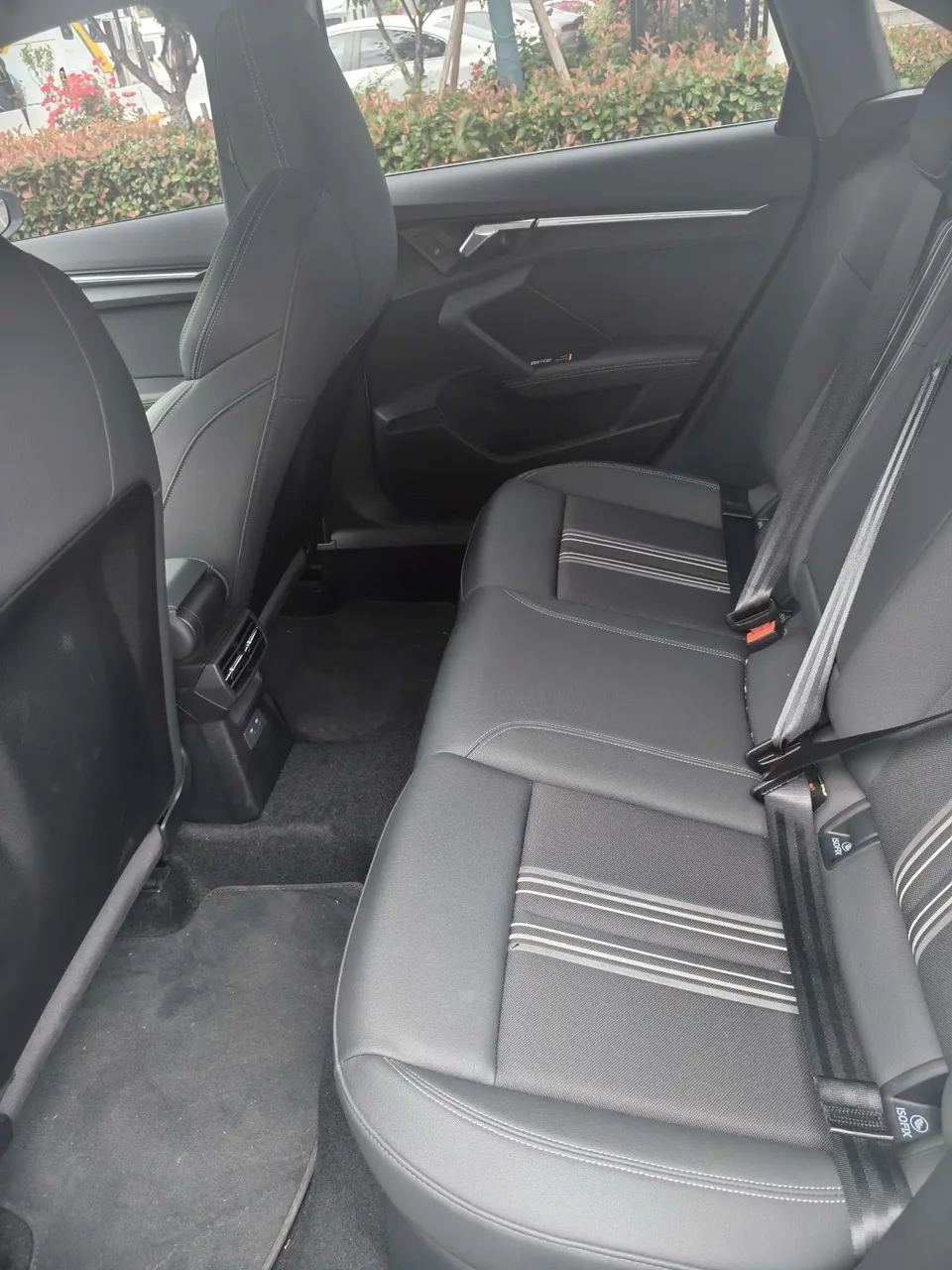 Audi A3 Audi A3 2024 A3L Limousine 35 TFSI Enterprising and Elegant Model 2024 — миниатюра 4