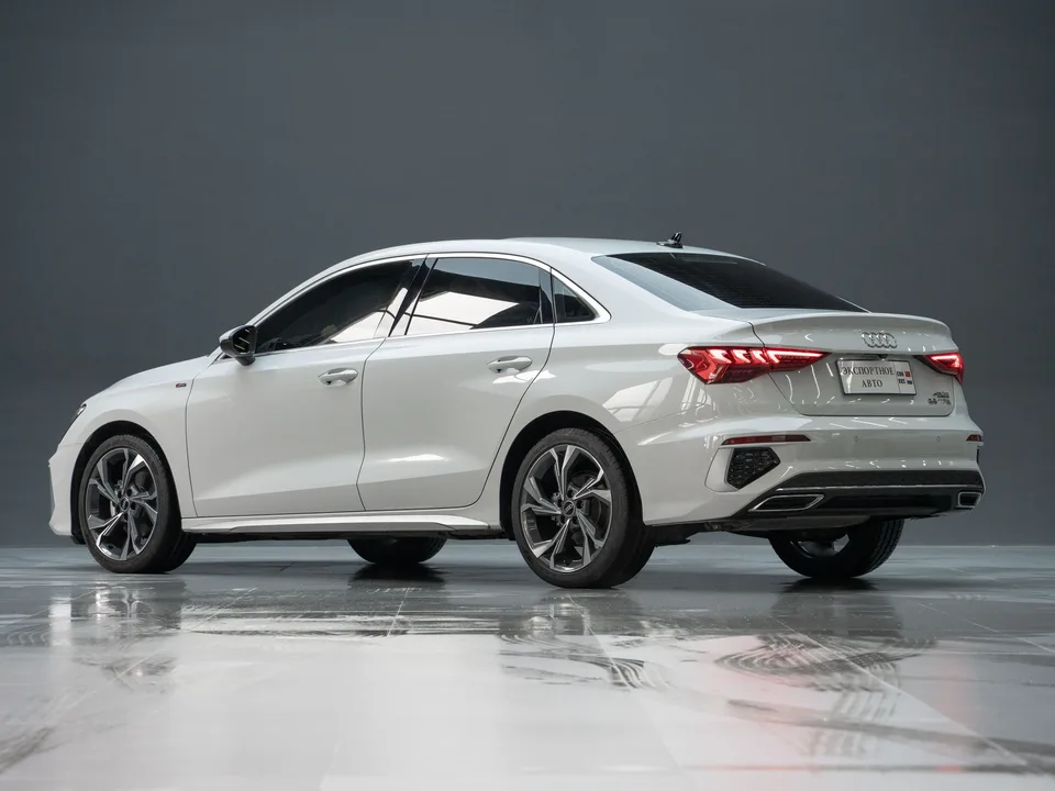 Audi A3 Audi A3 A3L Limousine 35 TFSI Luxury Sports 2023 — thumbnail 2