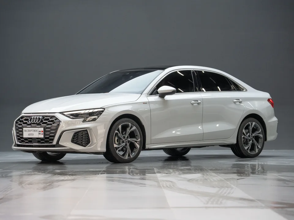 Audi A3 Audi A3 A3L Limousine 35 TFSI Luxury Sports 2023 — photo 1, buy with delivery to Moscow