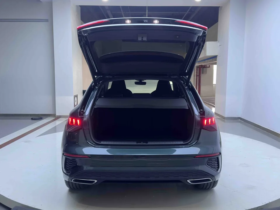 Audi A3 Sportback 35 TFSI Aggressive Sports Edition 2022 — миниатюра 5