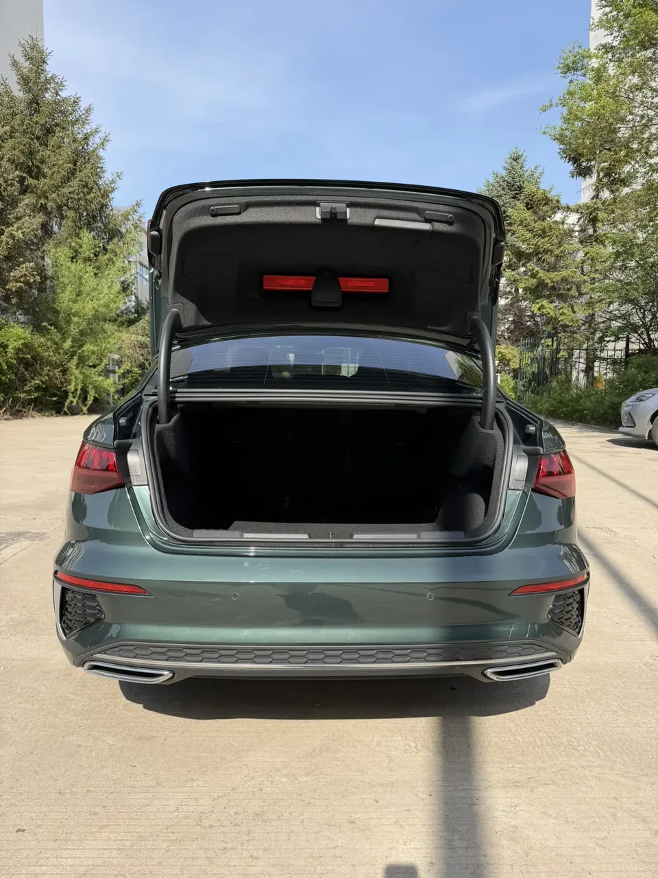 Audi A3 A3L Limousine 35 TFSI Fashion Sports 2022 — миниатюра 4