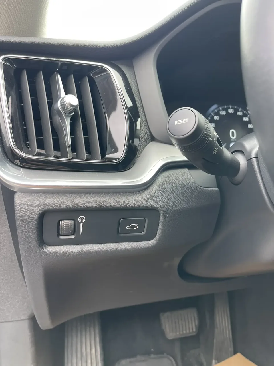 Volvo S60 Volvo S60 2022 B4 Zhiyuan Luxury Edition 2022 — миниатюра 5