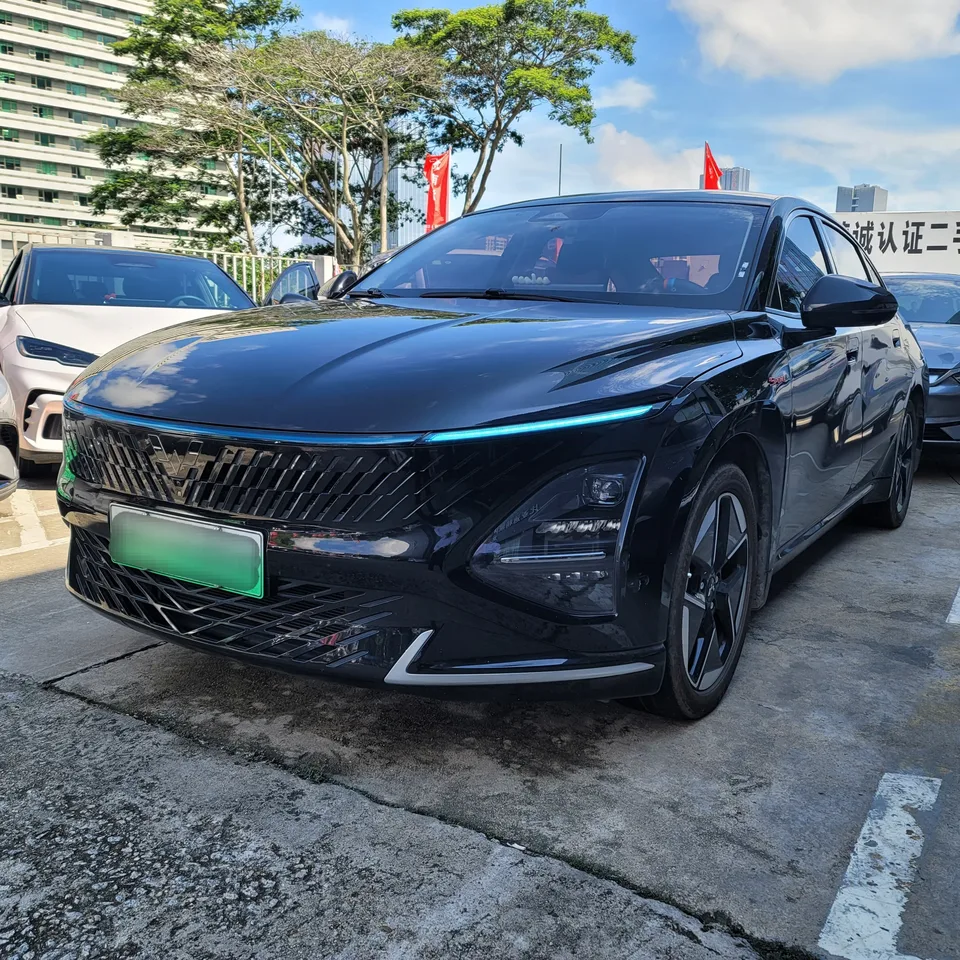 Wuling Starlight PHEV Wuling Starlight PHEV Co-creation Edition 150 Pilot 2024 — photo 1, buy with delivery to Moscow