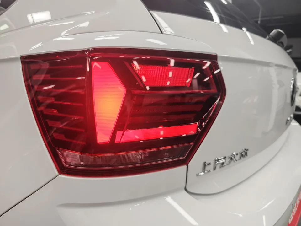 Volkswagen Polo Polo facelift Plus 1.5L Automatic Indulgence Edition 2023 — thumbnail 3