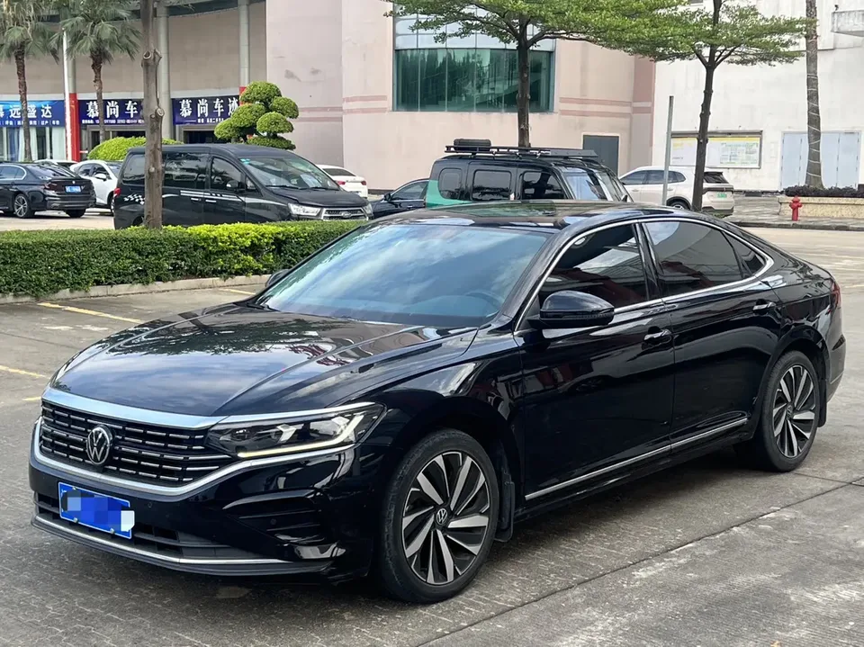 Volkswagen Passat 2022