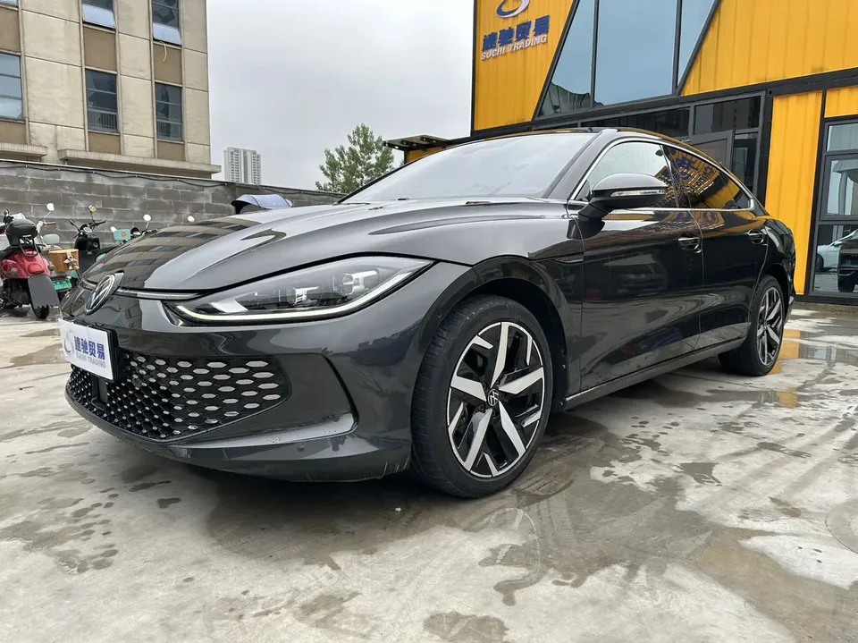 Volkswagen Lamando Lingdu Lingdu L 280TSI DSG Cool Edition 2023 — photo 1, buy with delivery to Moscow