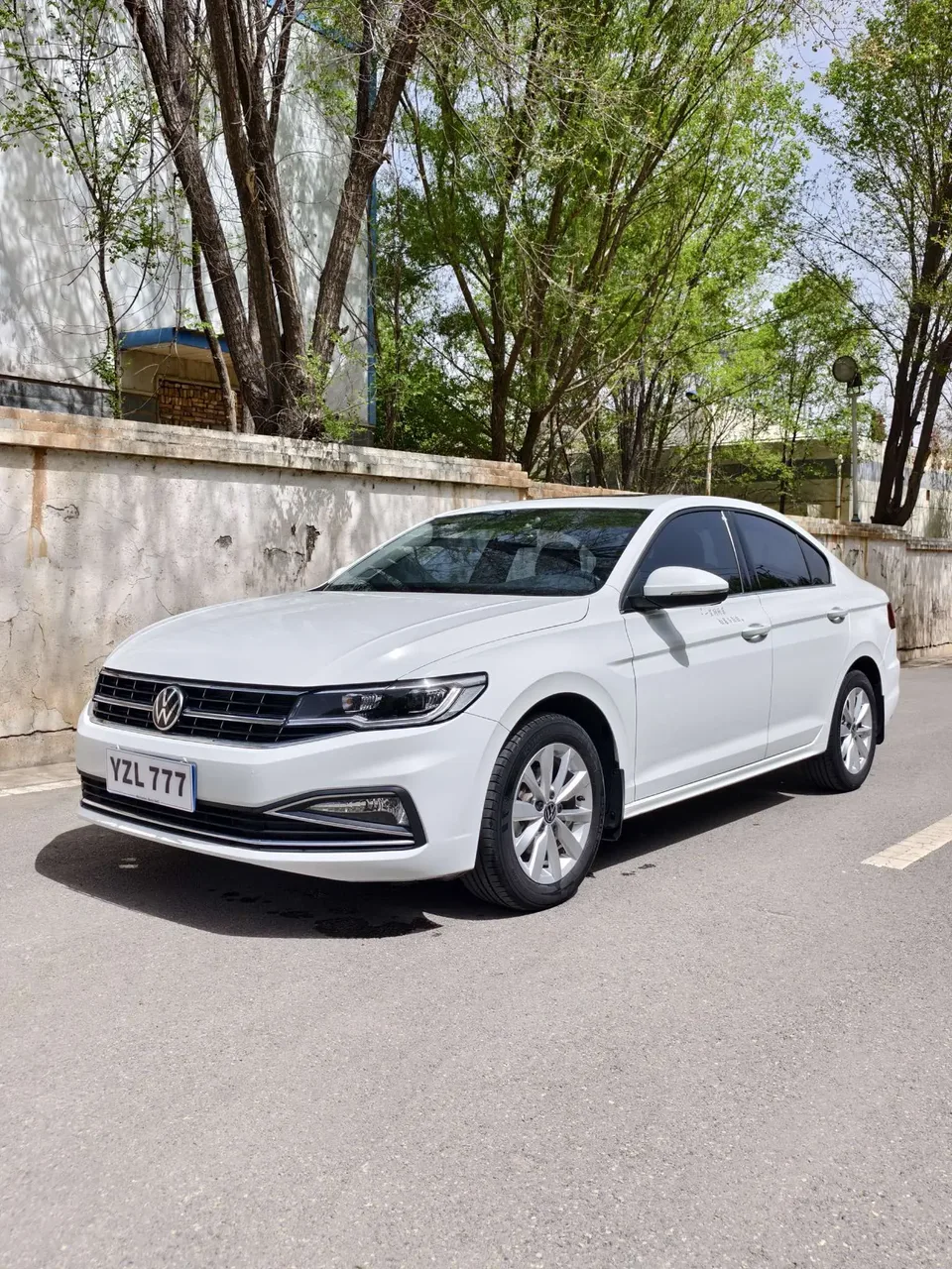 Volkswagen Bora Bora 2021 1.5L Automatic Comfort Smart Connection Edition 2022 — photo 1, buy with delivery to Moscow