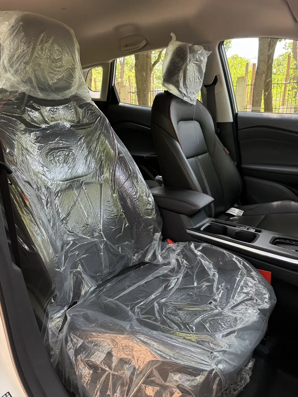 Chevrolet Trax Crossover RS 1.5T CVT Cool 2025 — миниатюра 3