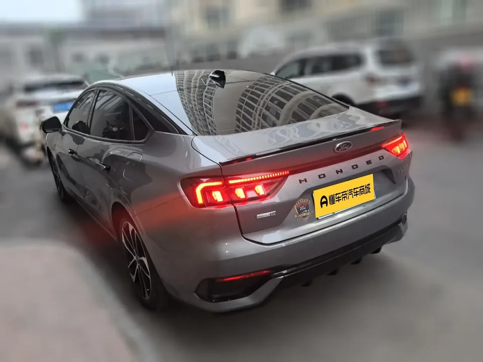 Ford Mondeo Toyota Mondeo EcoBoost 245 ST-Line 2022 — миниатюра 4