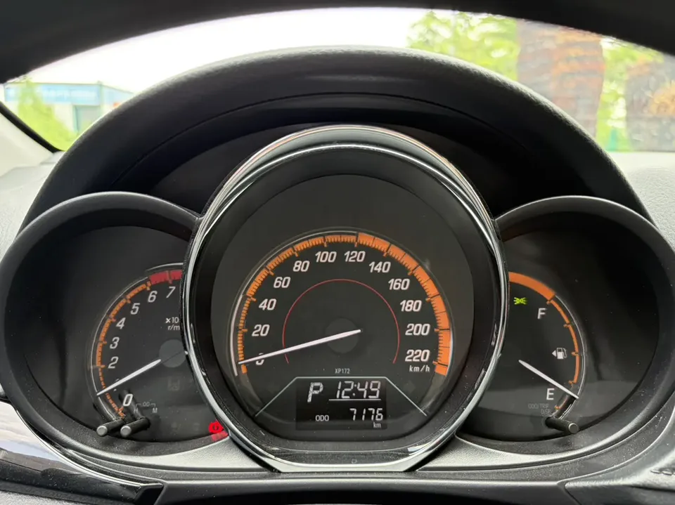 Toyota Yaris L YARiS L Zhixuan 2022 Zhixuan X 1.5L CVT luxury PLUS version 2023 — миниатюра 4