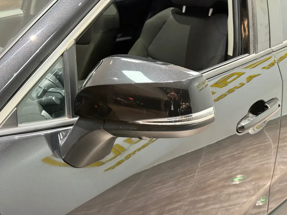 Toyota RAV4 2.0L CVT 2WD Fashion Edition 2022 — миниатюра 4