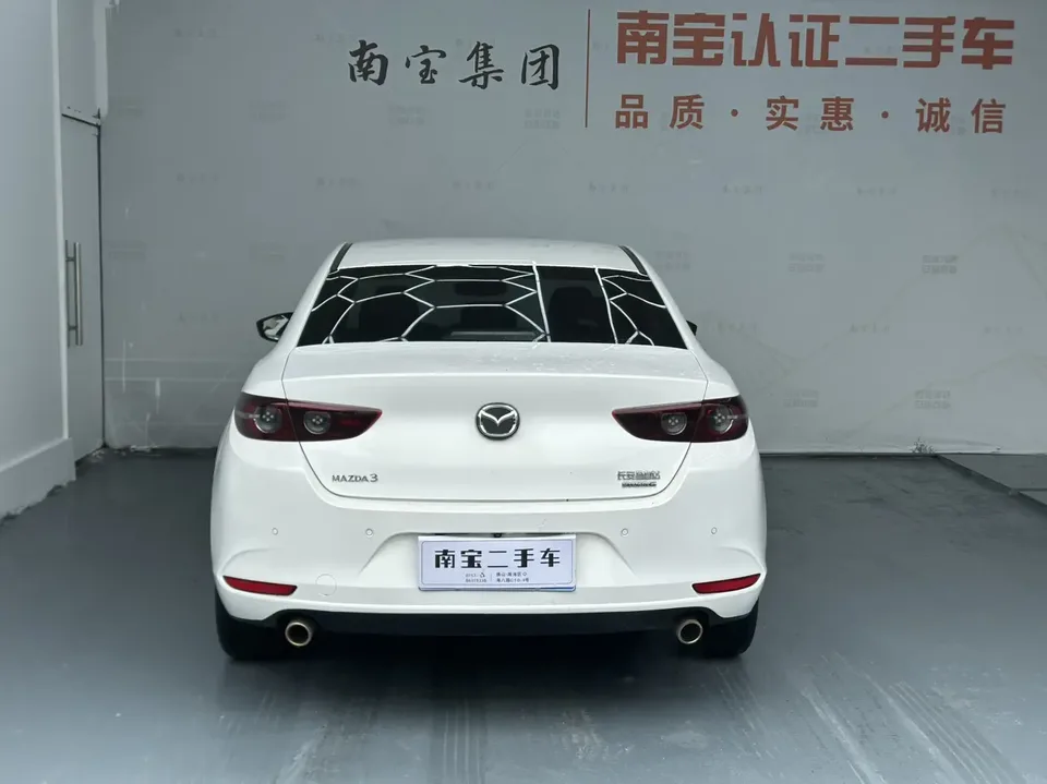 Mazda Axela 2.0L Automatic Quality Edition 2022 — миниатюра 5