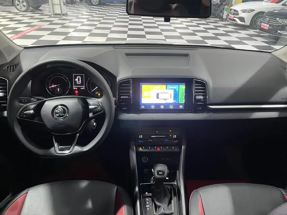 Skoda Karoq Korok TSI280 Premium Edition 2022 — thumbnail 4