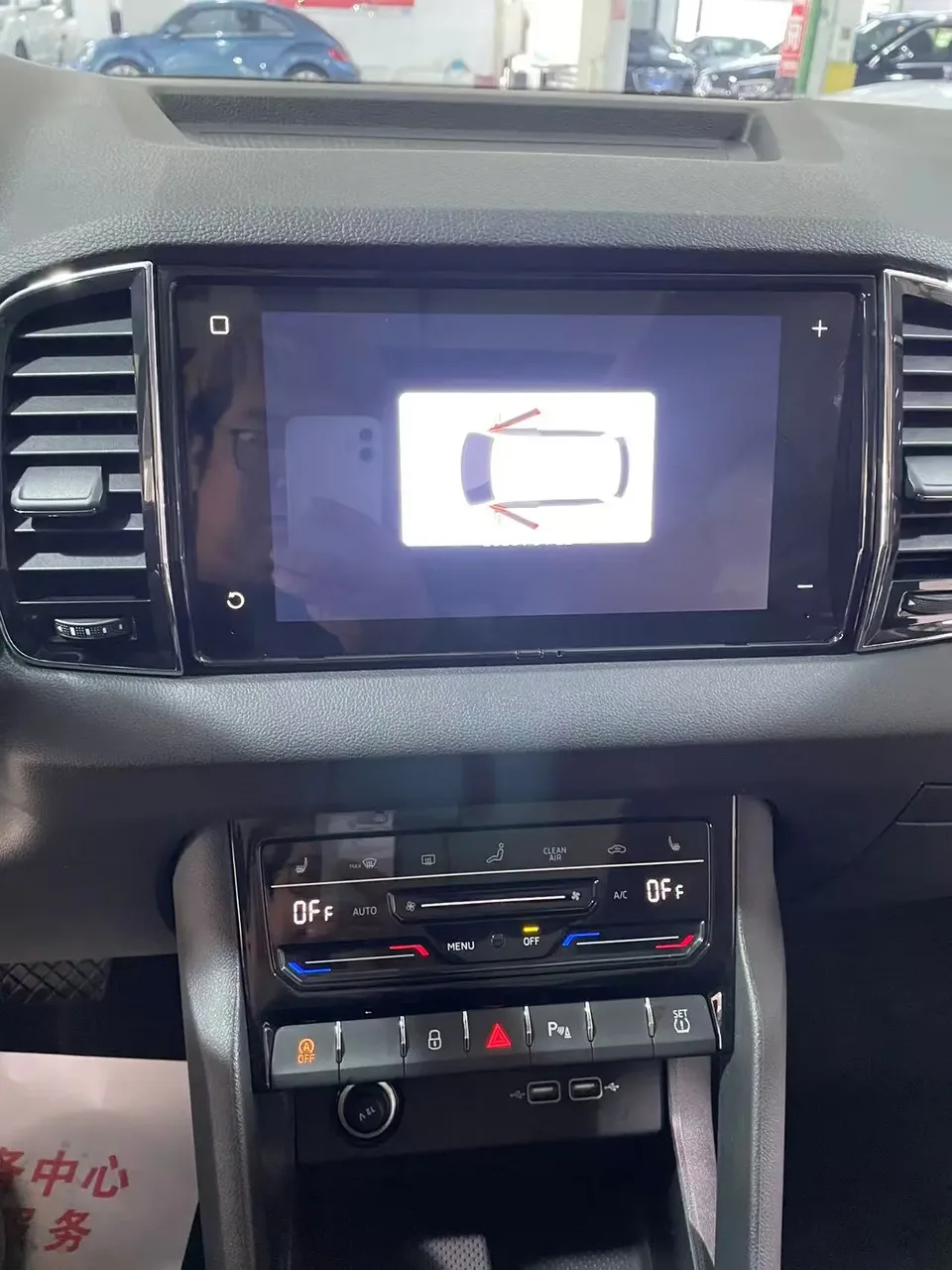 Skoda Karoq TSI280 Exclusive Edition 2023 — миниатюра 5