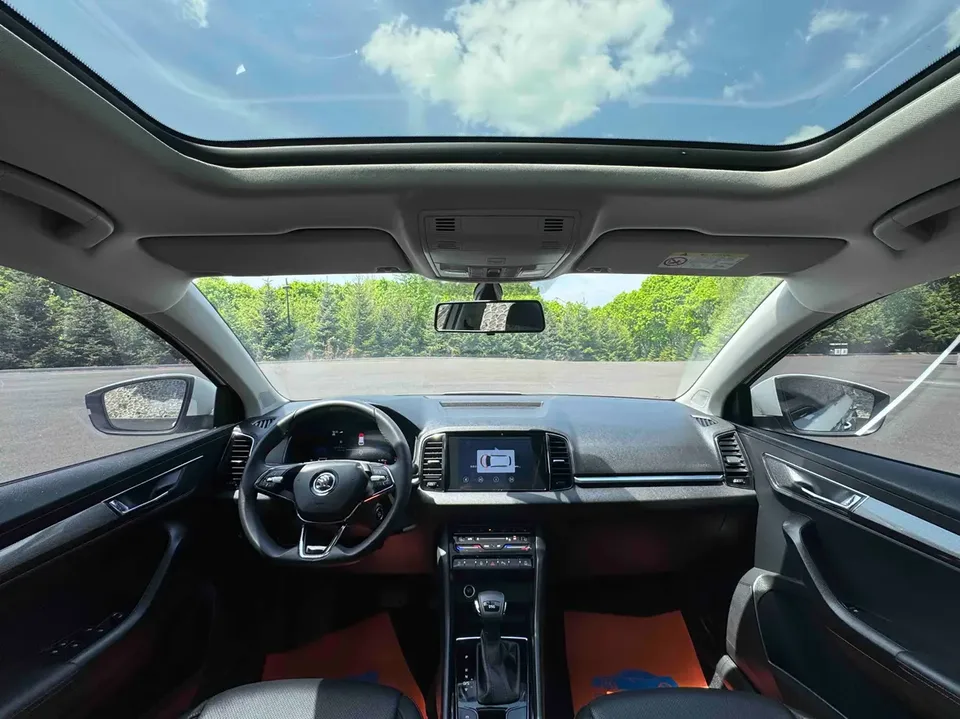 Skoda Karoq TSI280 Exclusive Edition 2023 — миниатюра 4