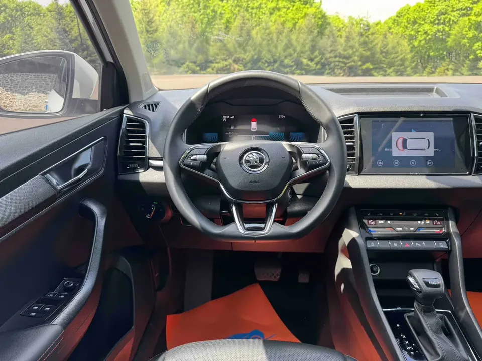 Skoda Karoq TSI280 Exclusive Edition 2023 — миниатюра 5