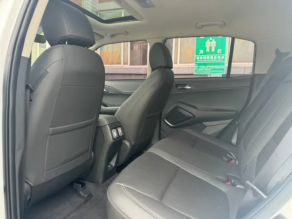 Hyundai ix35 Hyundai ix35 2021 2.0L Automatic 2WD Leading Edition GLS 2023 — миниатюра 3
