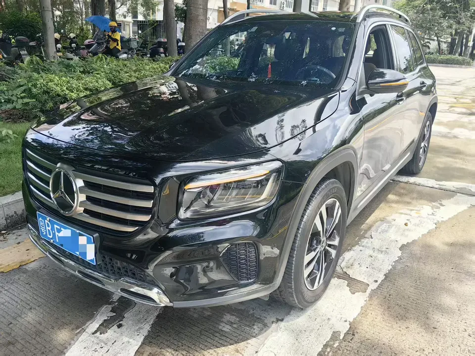 Mercedes-Benz GLB-Class 2024