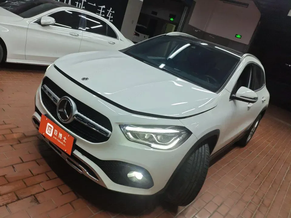 Mercedes-Benz GLA 2023