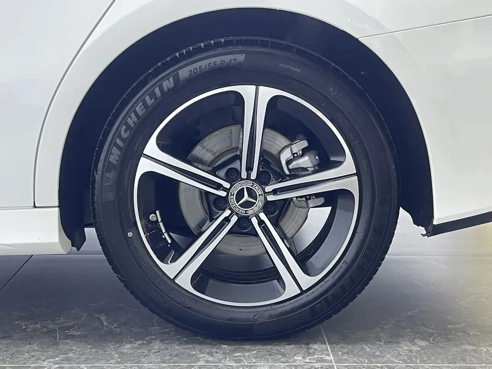 Mercedes-Benz Mercedes Benz A Class 2022