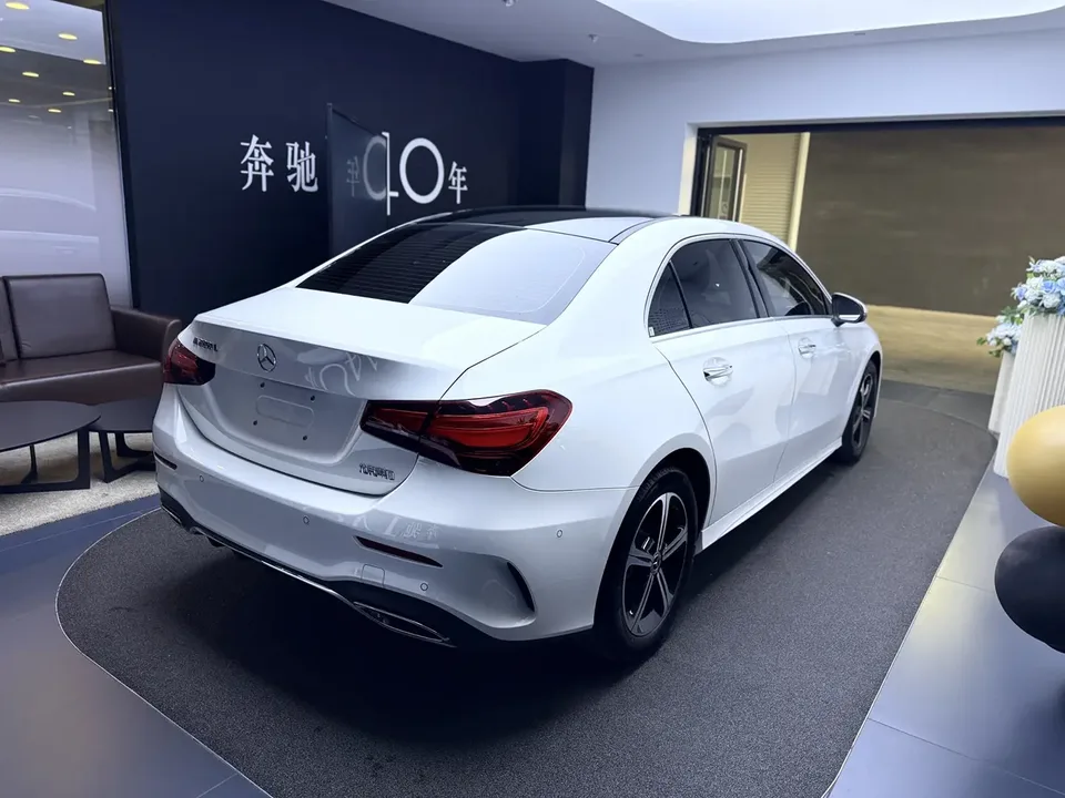 Mercedes-Benz Mercedes Benz A Class Mercedes-Benz A-Class 2024 facelift A 200 L fashion version 2024 — миниатюра 4
