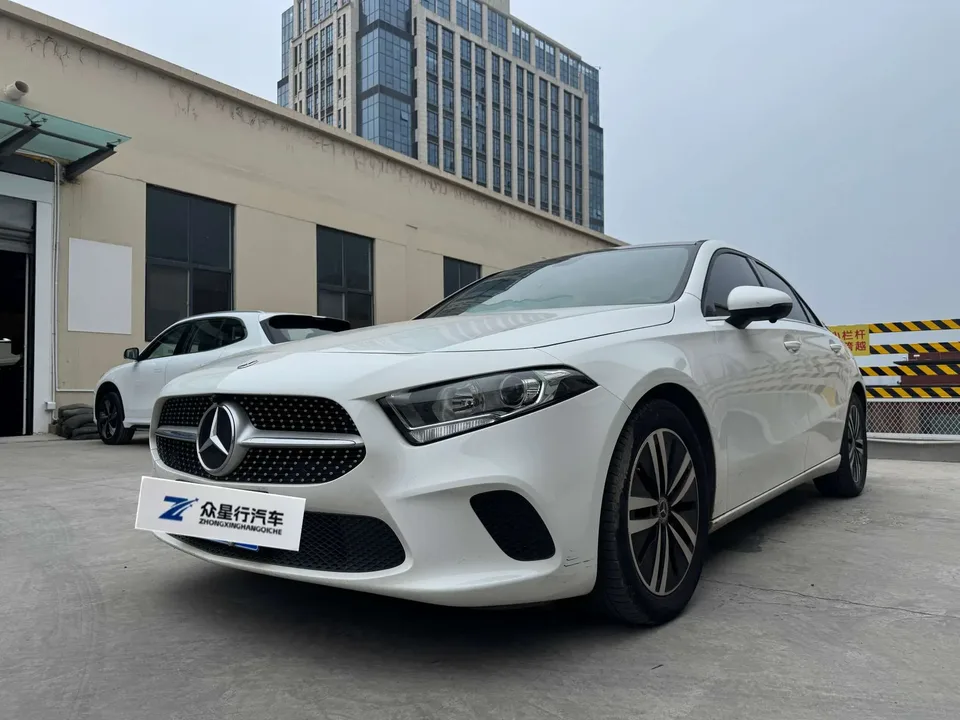 Mercedes-Benz Klasa A Mercedes Benz A Class A 180 L Sports Sedan 2022 — photo 1, buy with delivery to Moscow