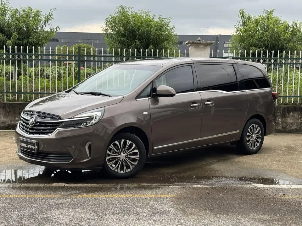 Buick GL8 2022
