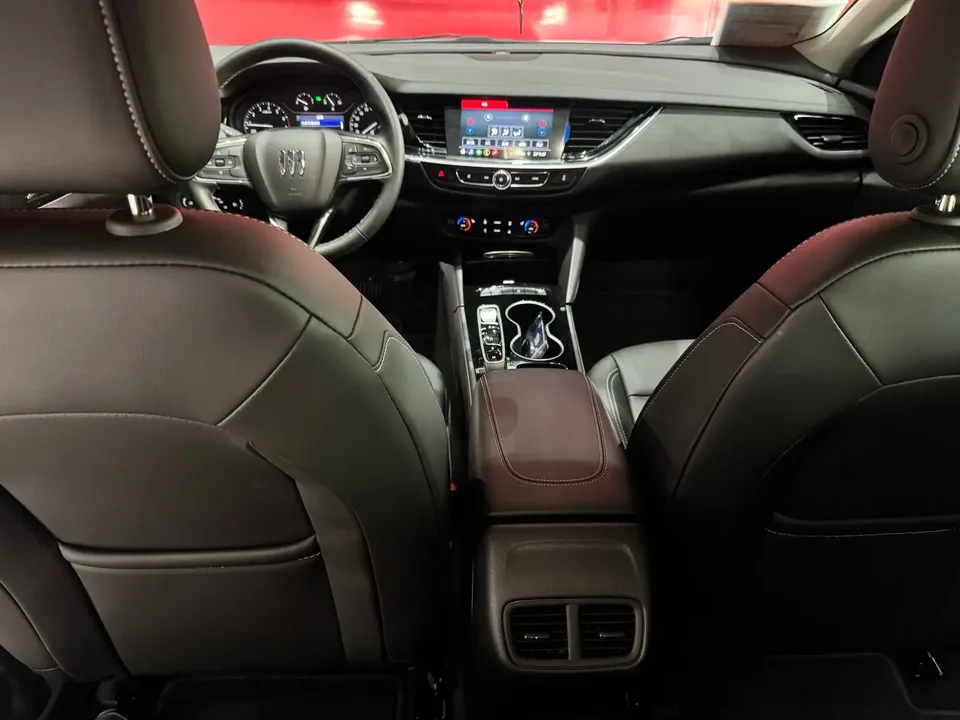 Buick Majesty Regal 2024 25T Super Edition 2024 — миниатюра 5