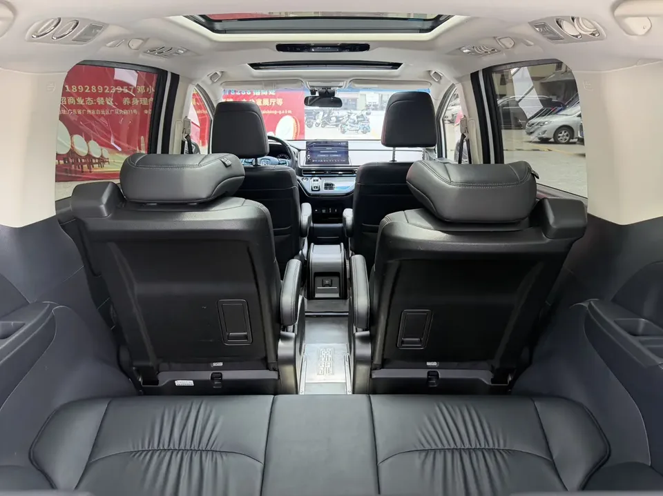 Honda Odyssey Odyssey 2022 2.0L Rui Yaoxiang Edition 2022 — миниатюра 3