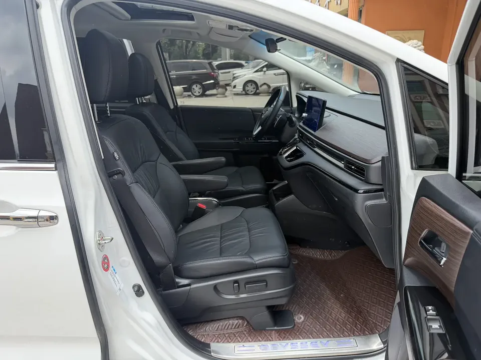 Honda Odyssey Odyssey 2022 2.0L Rui Yaoxiang Edition 2022 — миниатюра 5