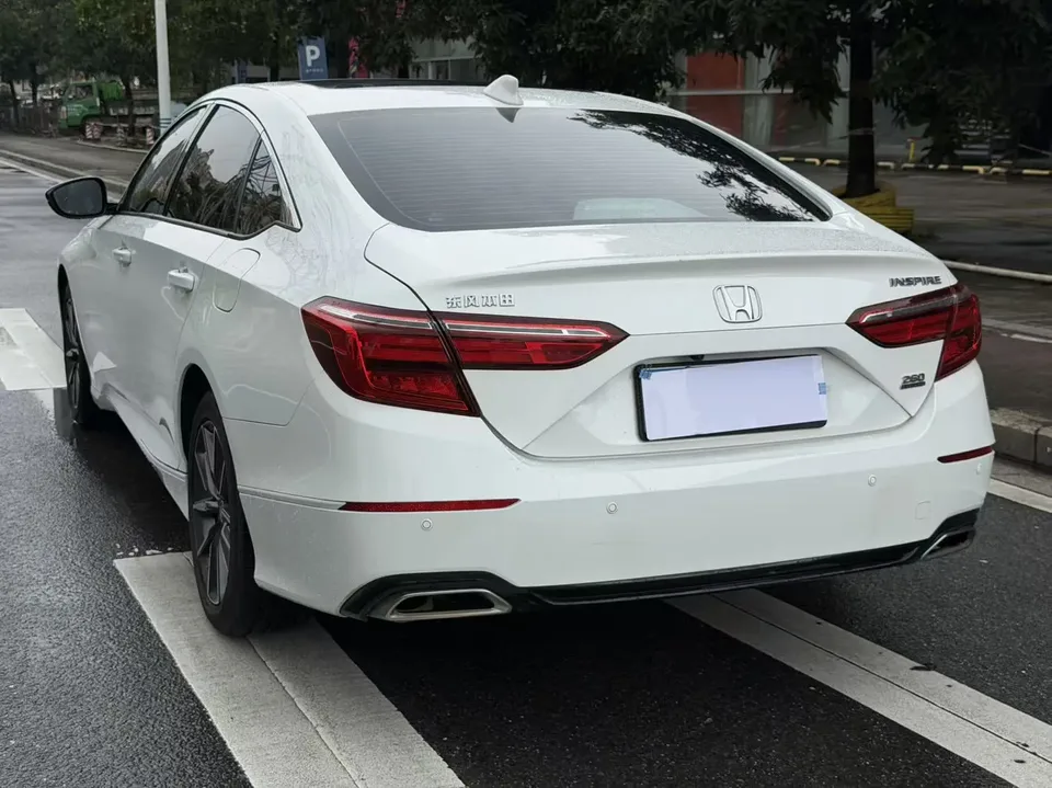 Honda Inspire 2022 Insignia 260TURBO Elegant Edition 2022 — миниатюра 4