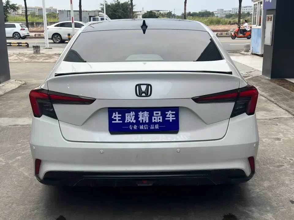Honda Integra 240TURBO CVT Deluxe Edition 2023 — миниатюра 5