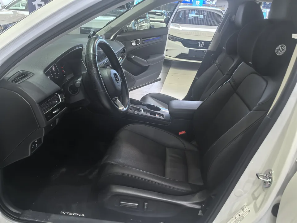 Honda Integra 240TURBO CVT Fantasy NightLuxury Edition 2024 — миниатюра 4