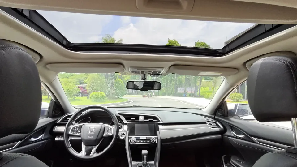 Honda CIVIC Civic 220TURBO CVT Power Edition National VI 2022 — миниатюра 5