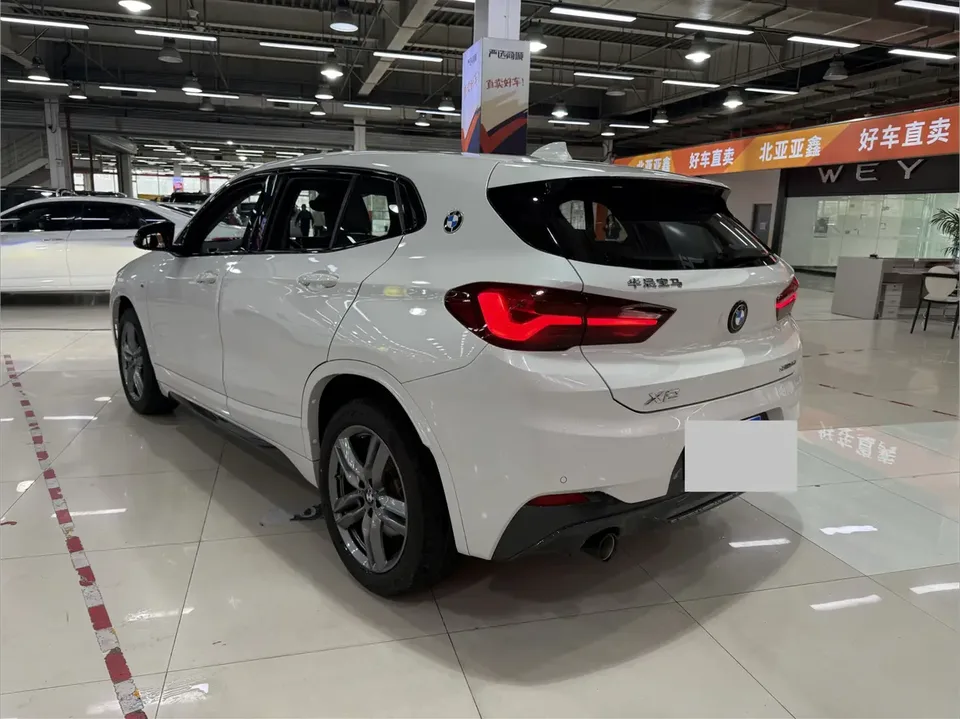 BMW X2 BMW X2 2023 sDrive25i M Sport Night Edition 2023 — миниатюра 2