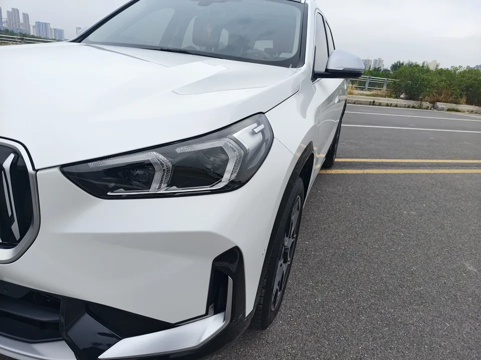 BMW X1 sDrive25Li X Design Package 2024 — миниатюра 3