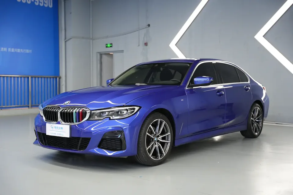 BMW 3 Series 2022