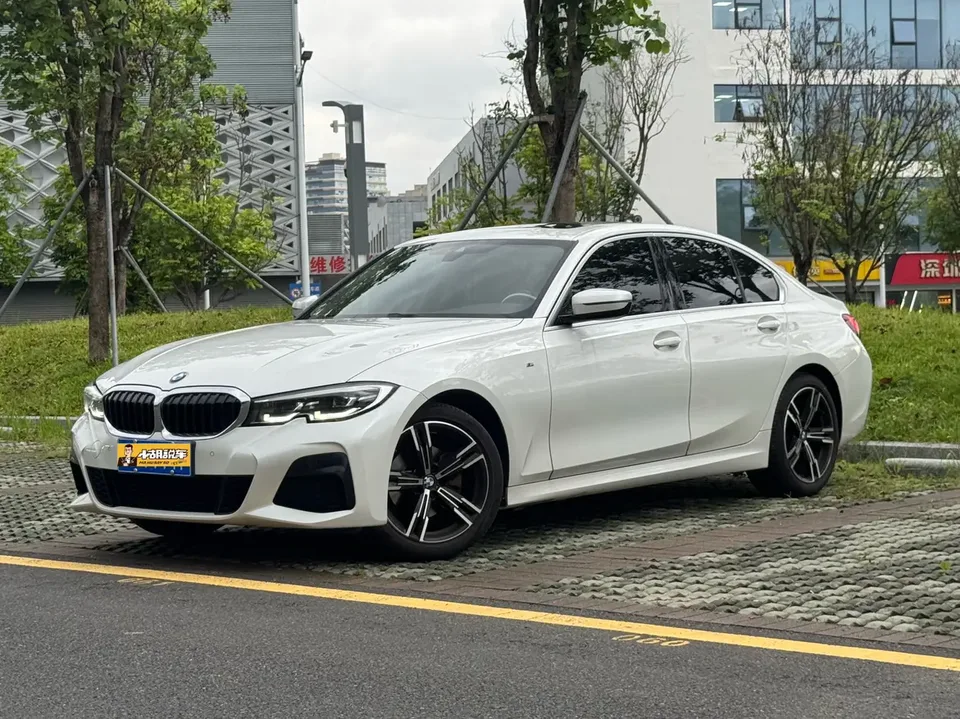 BMW 3 Series 2022