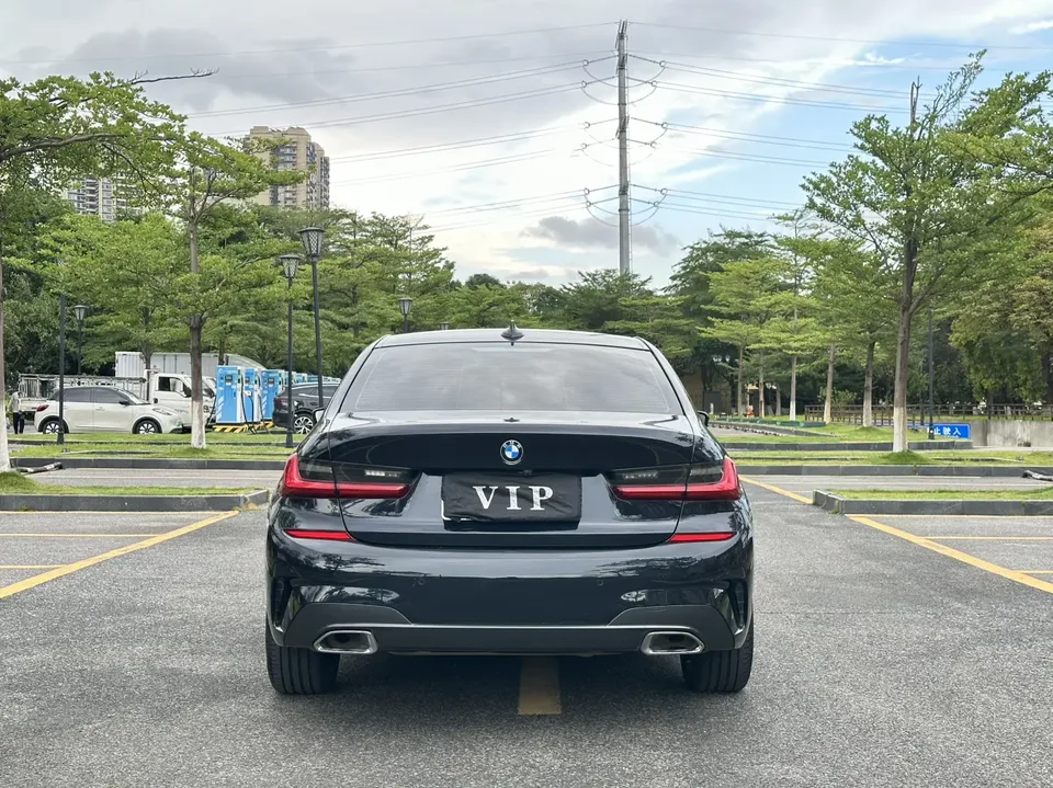BMW 3 Series facelift 325Li M Sport package 2022 — миниатюра 2