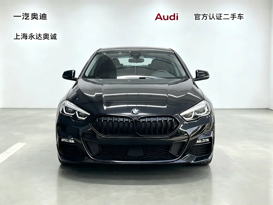 BMW 2 Series 225i 4-Door Coupe M Sport Night Edition 2022 — миниатюра 2