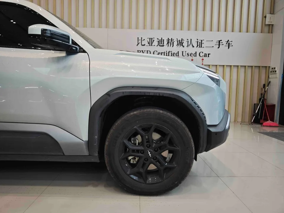 BYD Leopard Titanium 3 501KM Rear-wheel Drive Intelligent Driving Max Edition 2025 — миниатюра 3